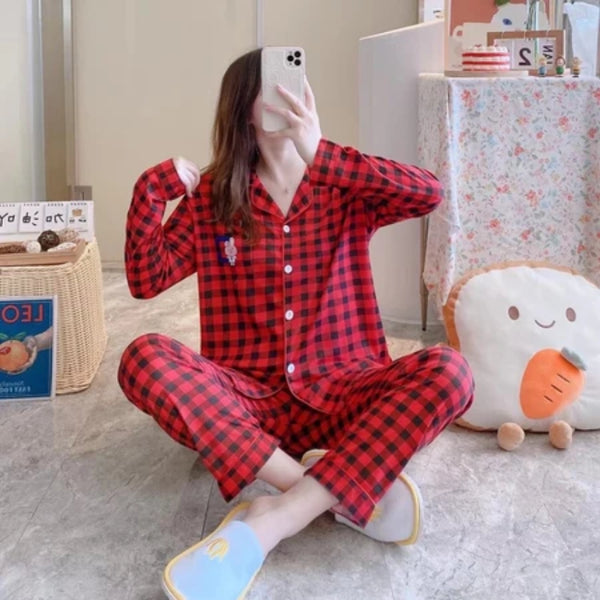 Elegant Comfort Women’s Luxe Long-Sleeve Nightwear Set for Cozy Nights